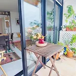 Daire Cosy Flat In Pretty Seaside Town *