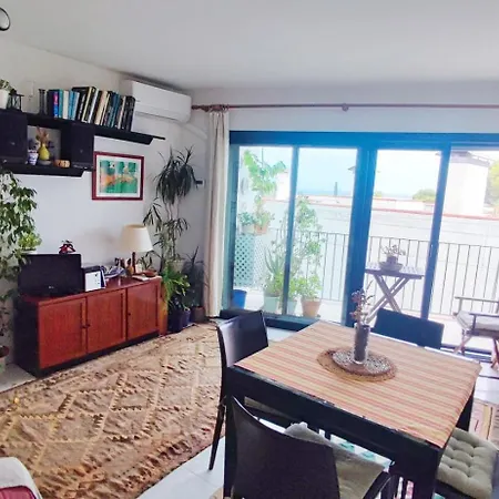 Cosy Flat In Pretty Seaside Town Daire