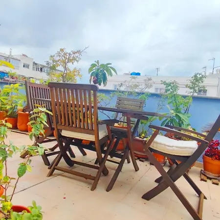 Cosy Flat In Pretty Seaside Town