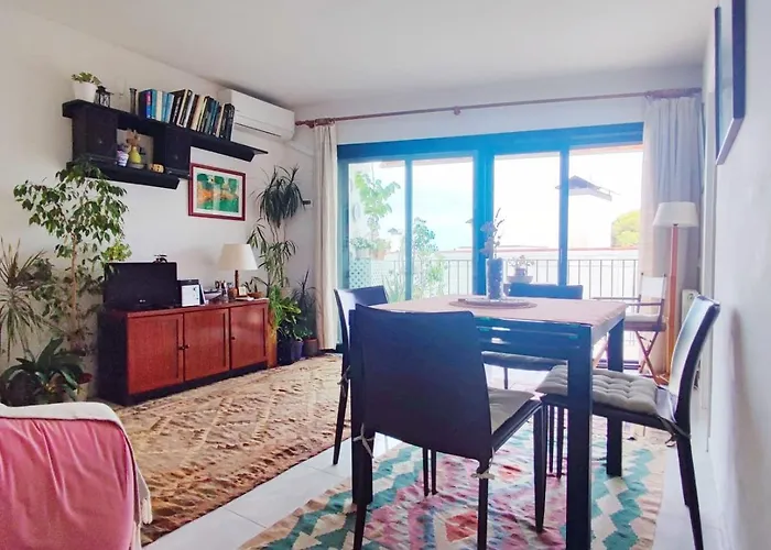 Cosy Flat In Pretty Seaside Town Apartment Sitges