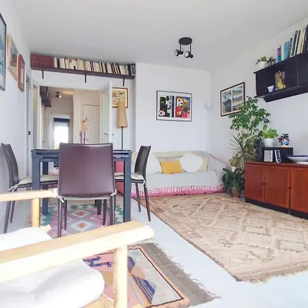 Cosy Flat In Pretty Seaside Town Сиджес